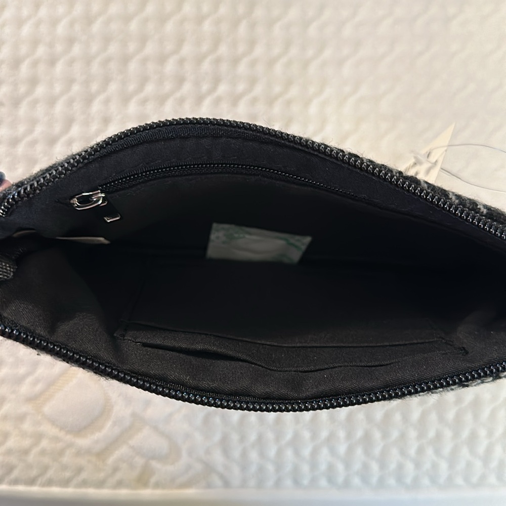 Wool wristlet - Picture 4 of 4